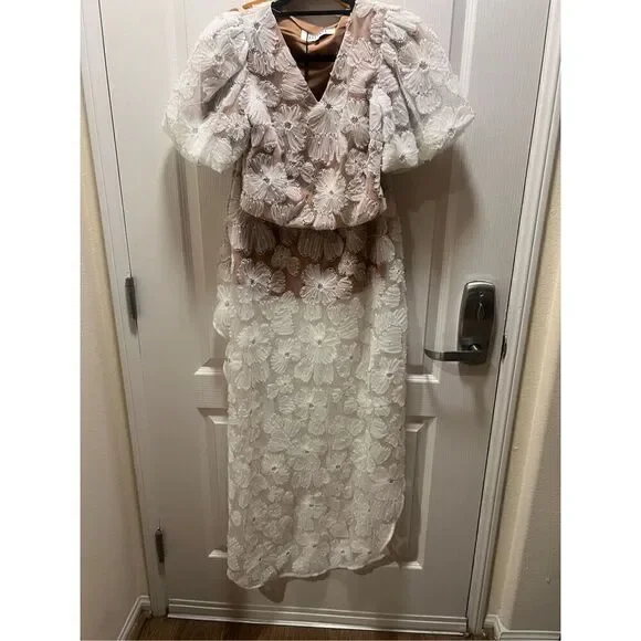Elliatt Indira Floral Top & Skirt Set in Mesh White bridal bachelorette NWT$650 - Picture 8 of 16